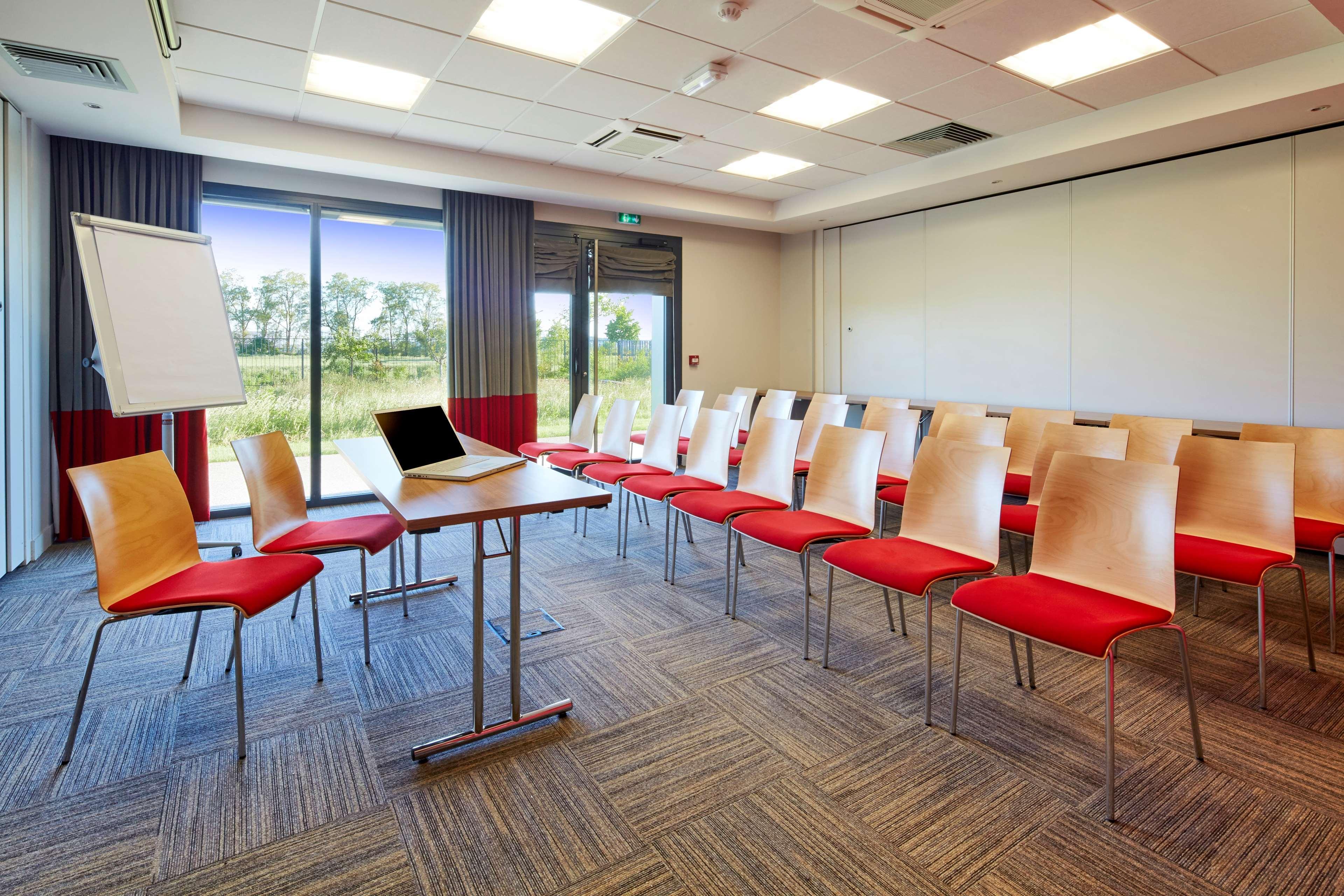 Ibis Lyon Est Meyzieu Ξενοδοχείο Εξωτερικό φωτογραφία